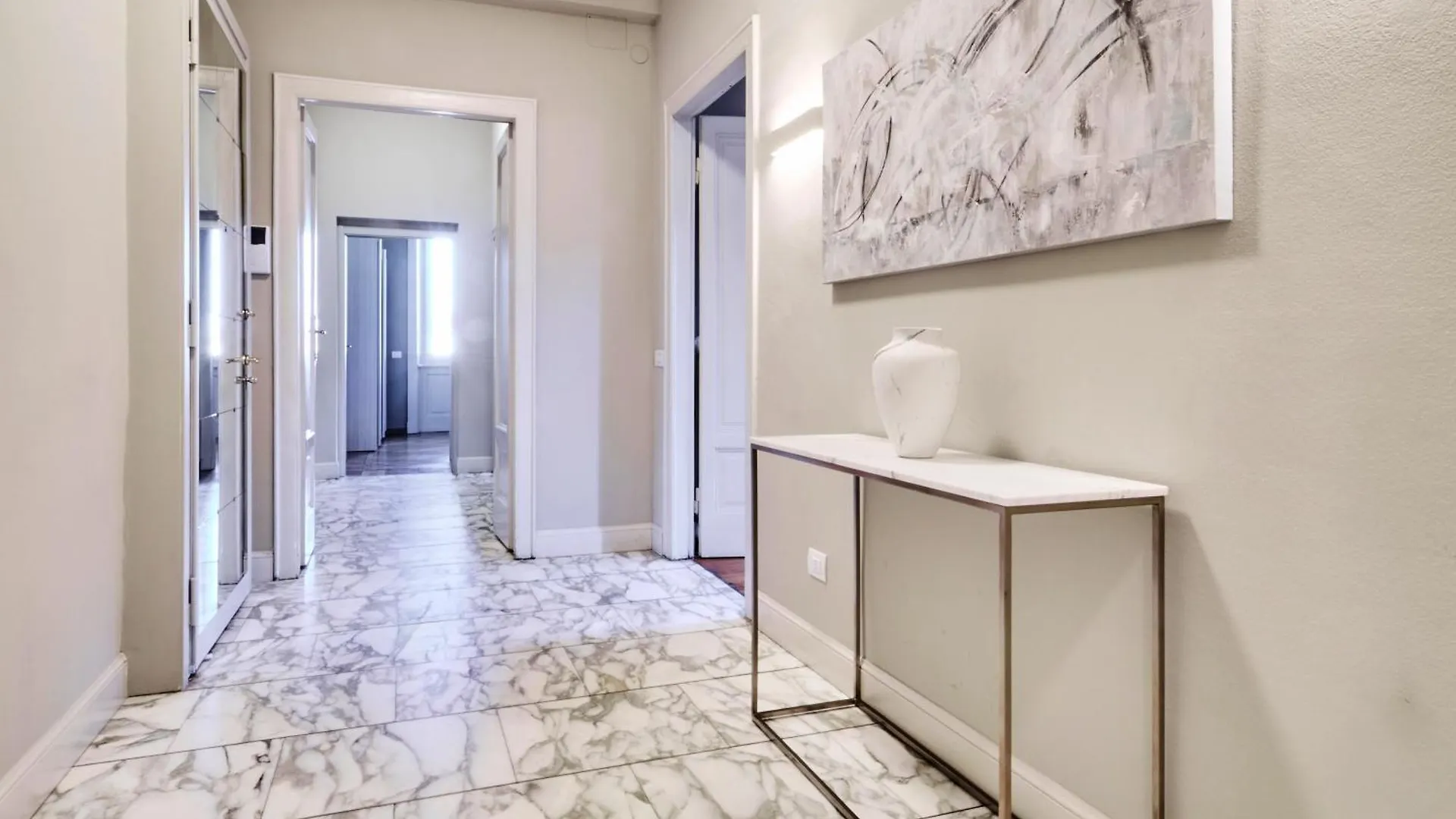 Elegante Quadrilocale Conciliazione - Mirable Pm Apartment Milan