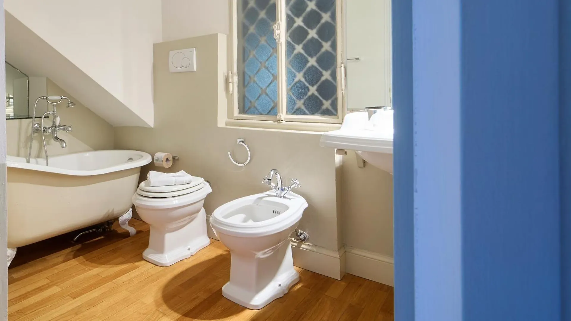 Elegante Quadrilocale Conciliazione - Mirable Pm Apartment Milan Italy