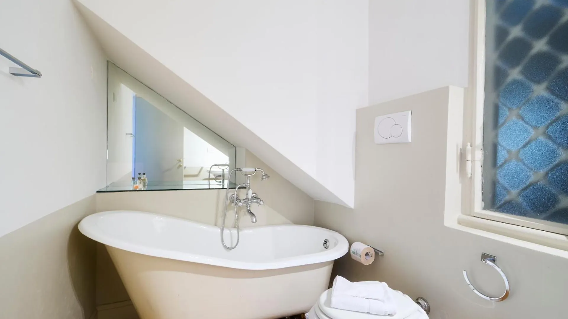 Elegante Quadrilocale Conciliazione - Mirable Pm Apartment Milan