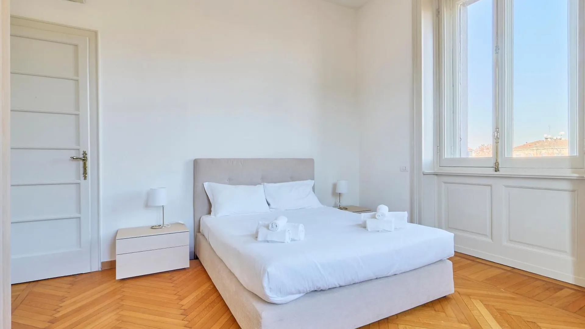 Elegante Quadrilocale Conciliazione - Mirable Pm Apartment Milan Italy